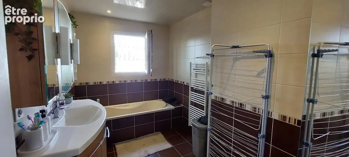 Maison 5 pièces 106 m² à vendre à Cour-Et-Buis (38122) - photo 11