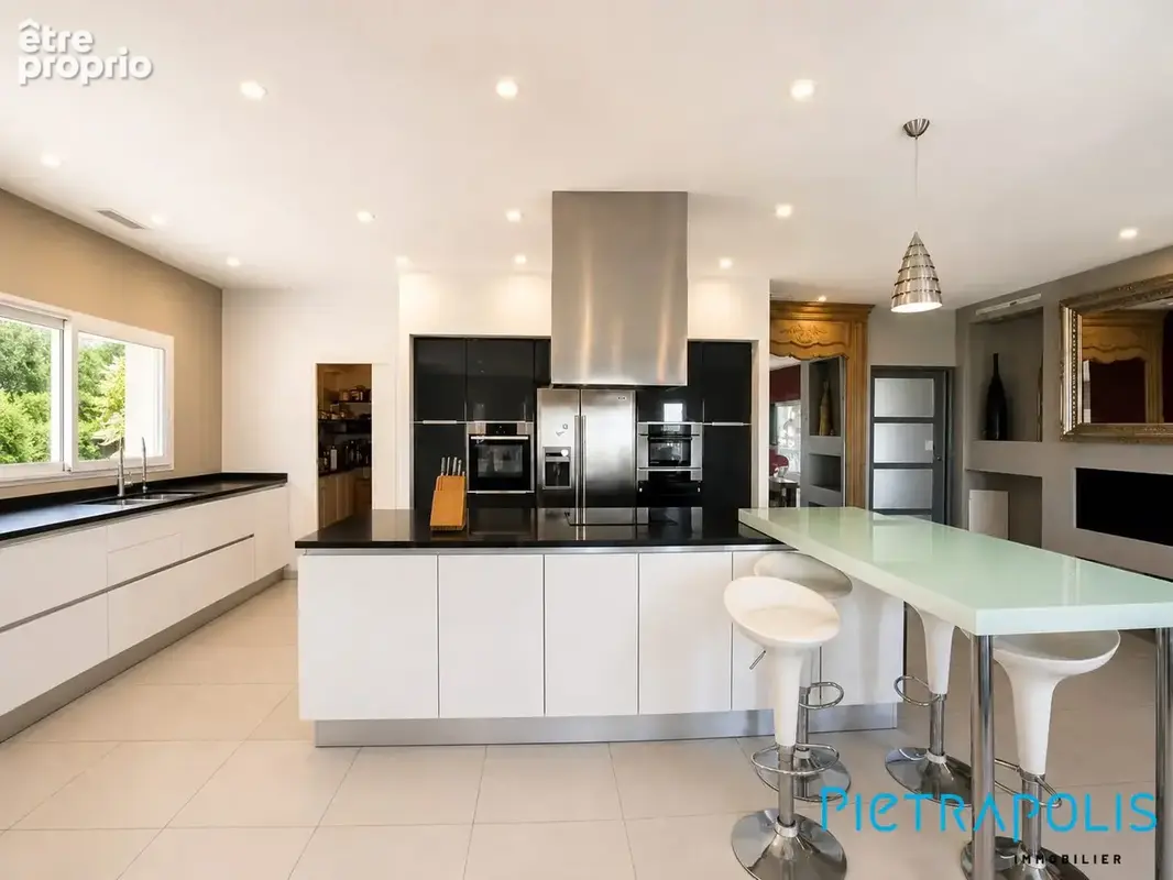 Maison 15 pièces 1 165 m² à vendre à Saint-Jean-De-Fos (34150) - photo 8