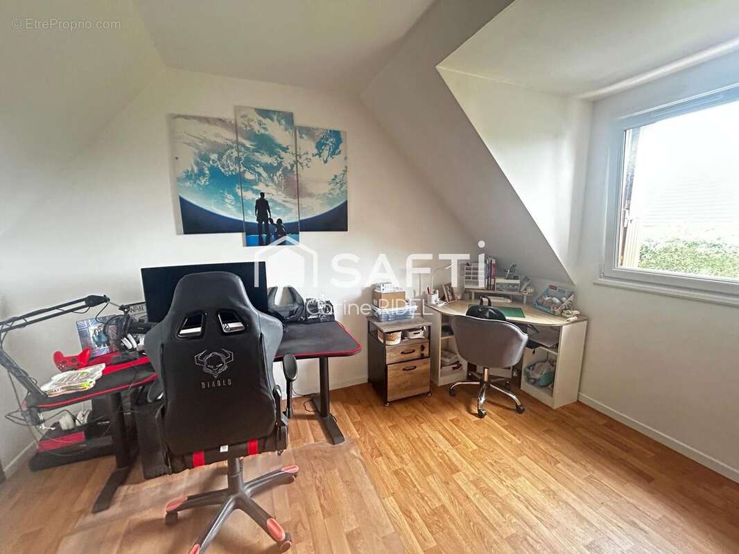 Maison 85 m² à Saint-Amand  - photo 8