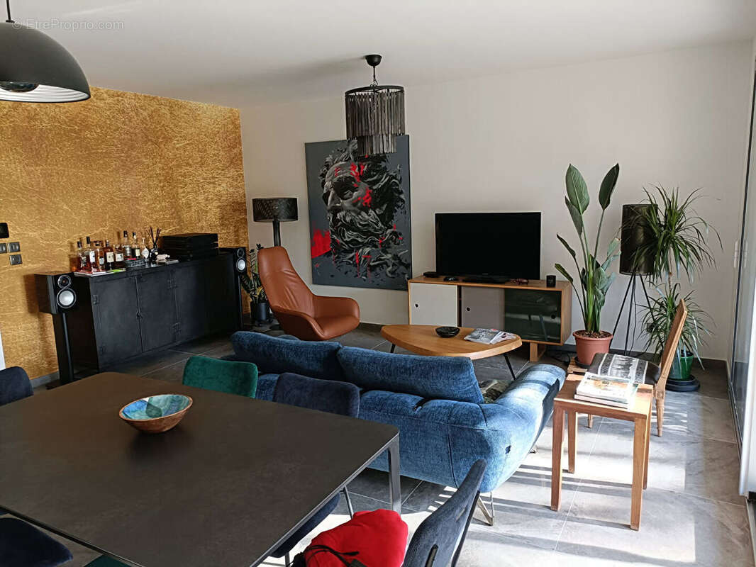 Appartement à TASSIN-LA-DEMI-LUNE