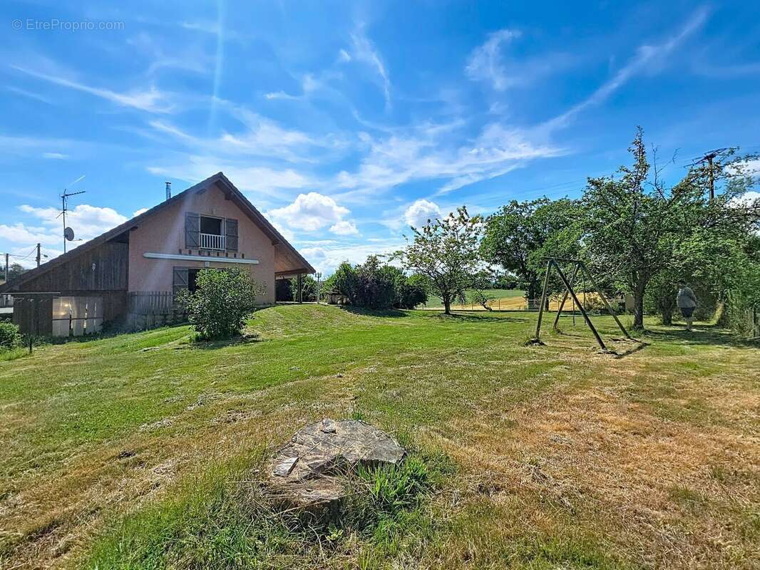 Maison 157 m² à Abbevillers  - photo 2