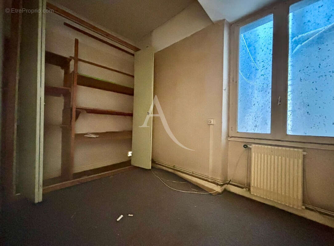 La roche sur yon appartement a revover a vendre - photo 6