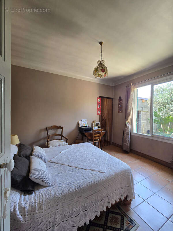 Maison à MORIERES-LES-AVIGNON