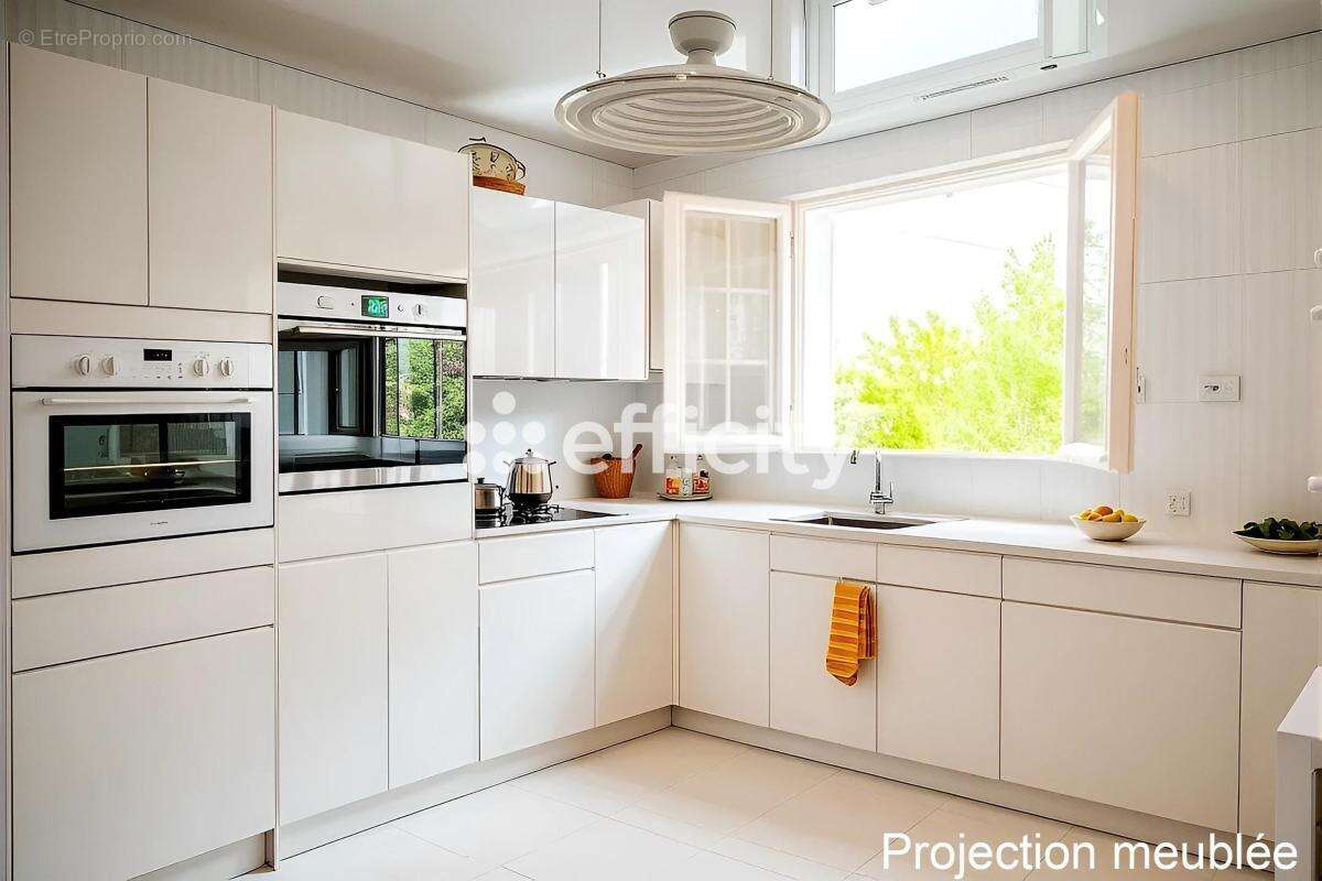 Maison 141 m² à Thiais  - photo 7