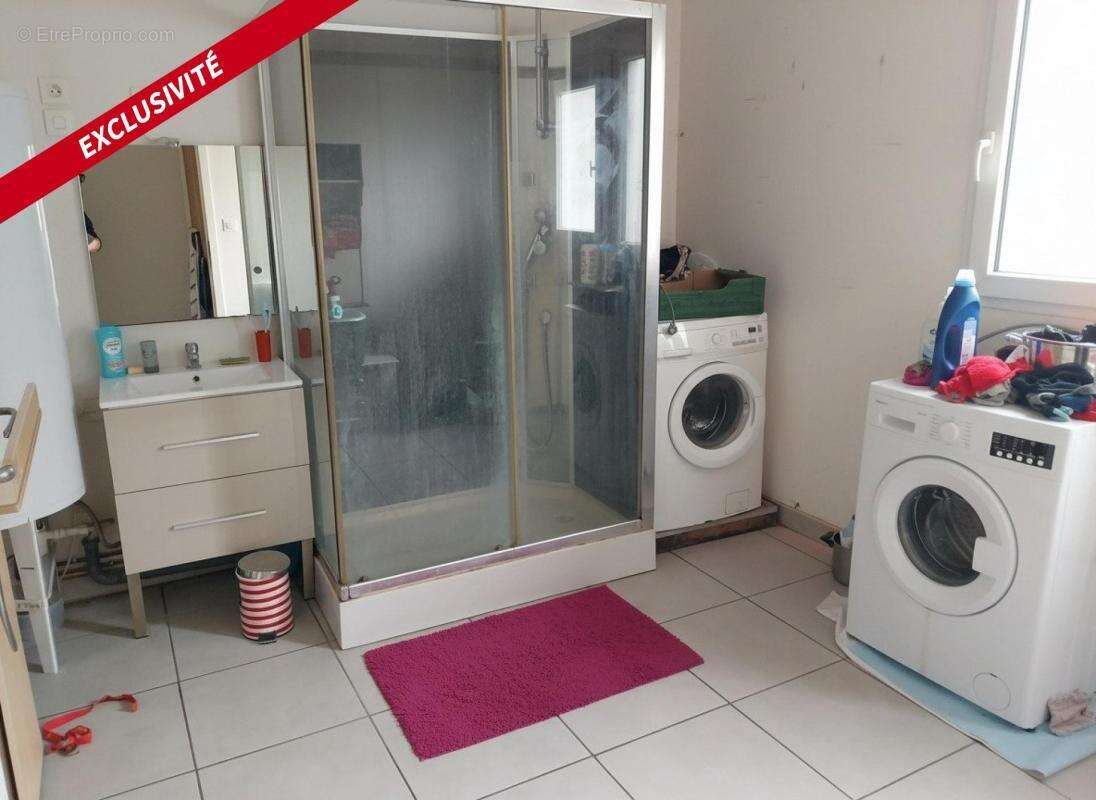 Appartement à CHAMPAGNOLLES