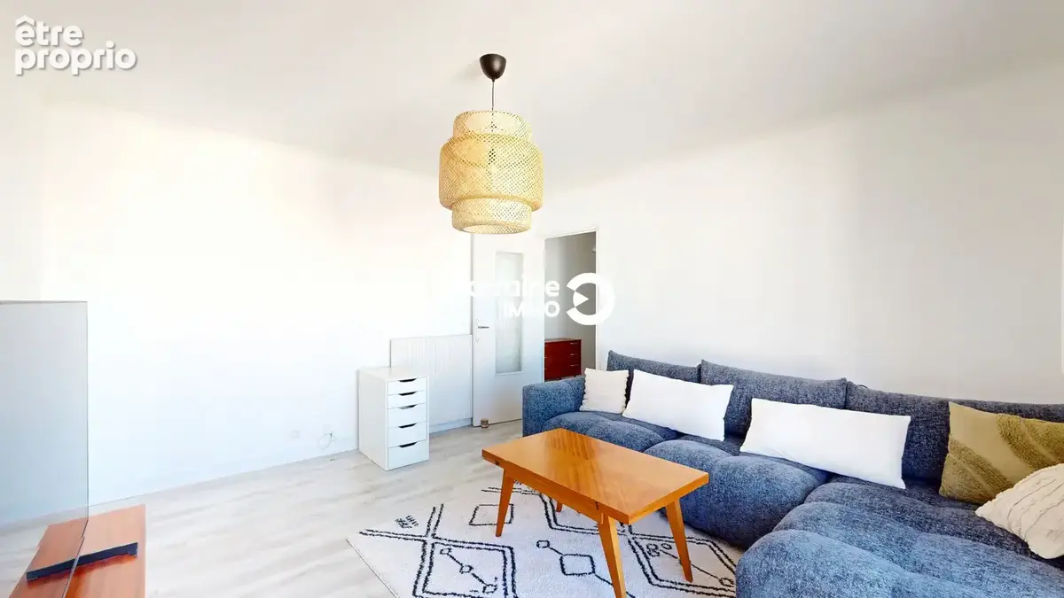 BARRAINE IMMO A VENDRE : Appartement T2 - Saint-Pierre - Dernier étage avec balcon et parking - photo 3