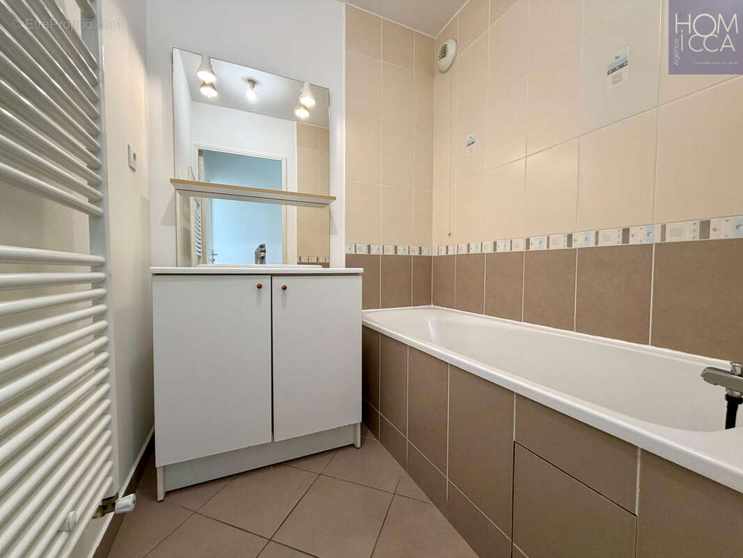 Appartement à LYON-9E