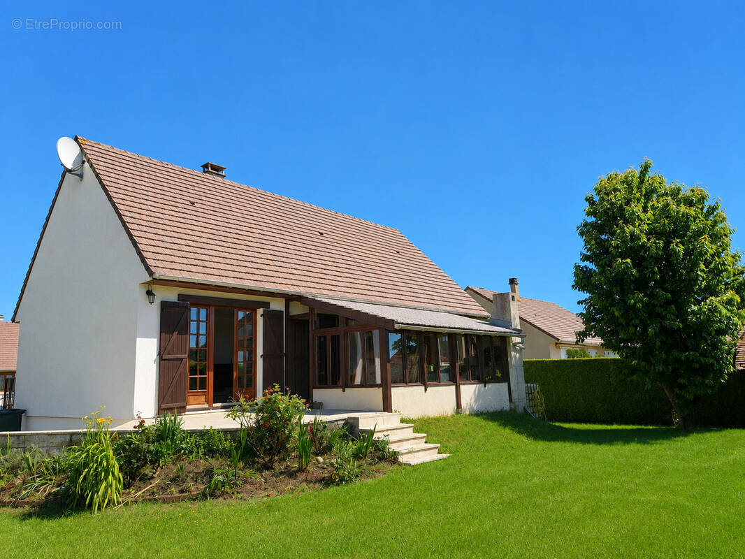 Maison à SAINT-CREPIN-IBOUVILLERS