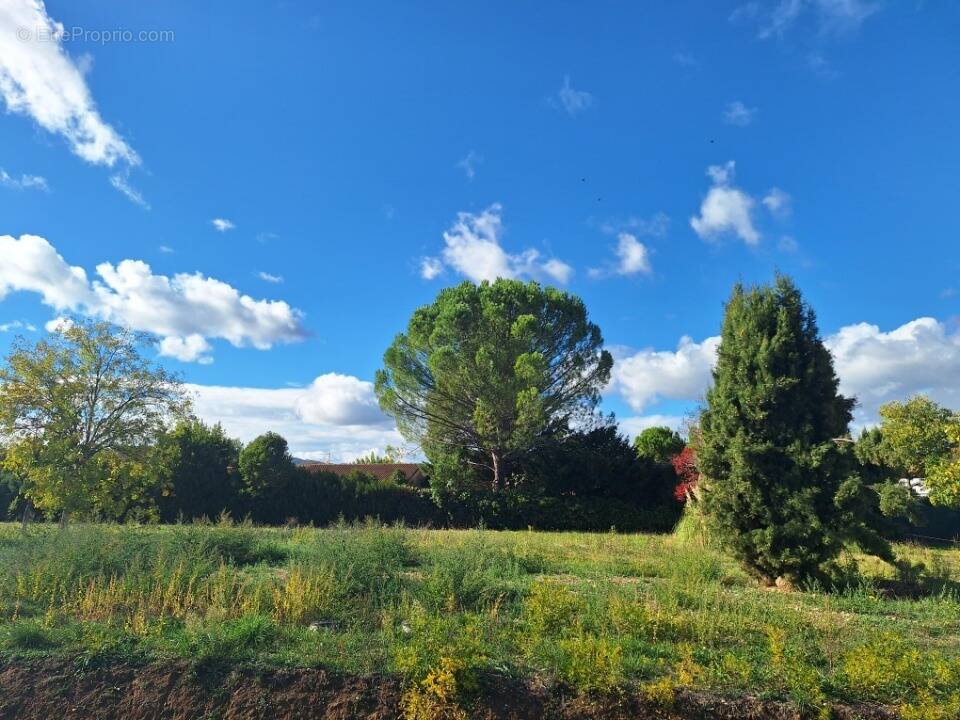 Terrain à ORAISON