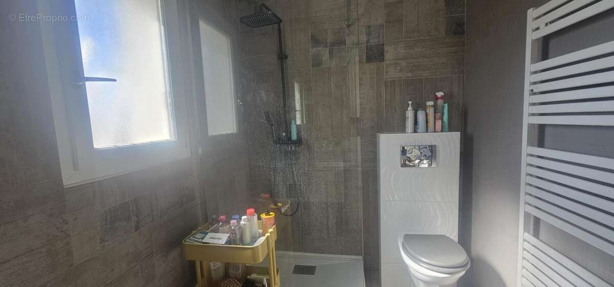 Maison 5 pièces Saint Laurent de Mure - 530000 € - photo 2