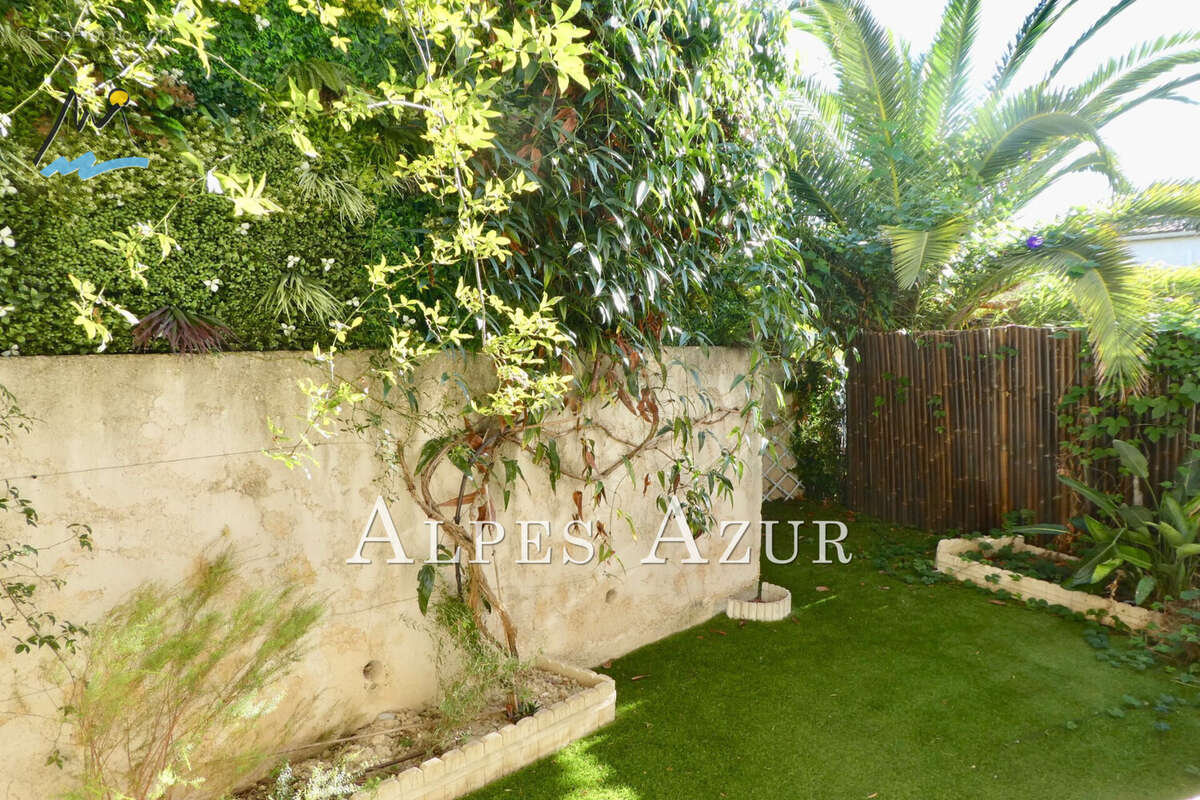 Appartement à VILLENEUVE-LOUBET