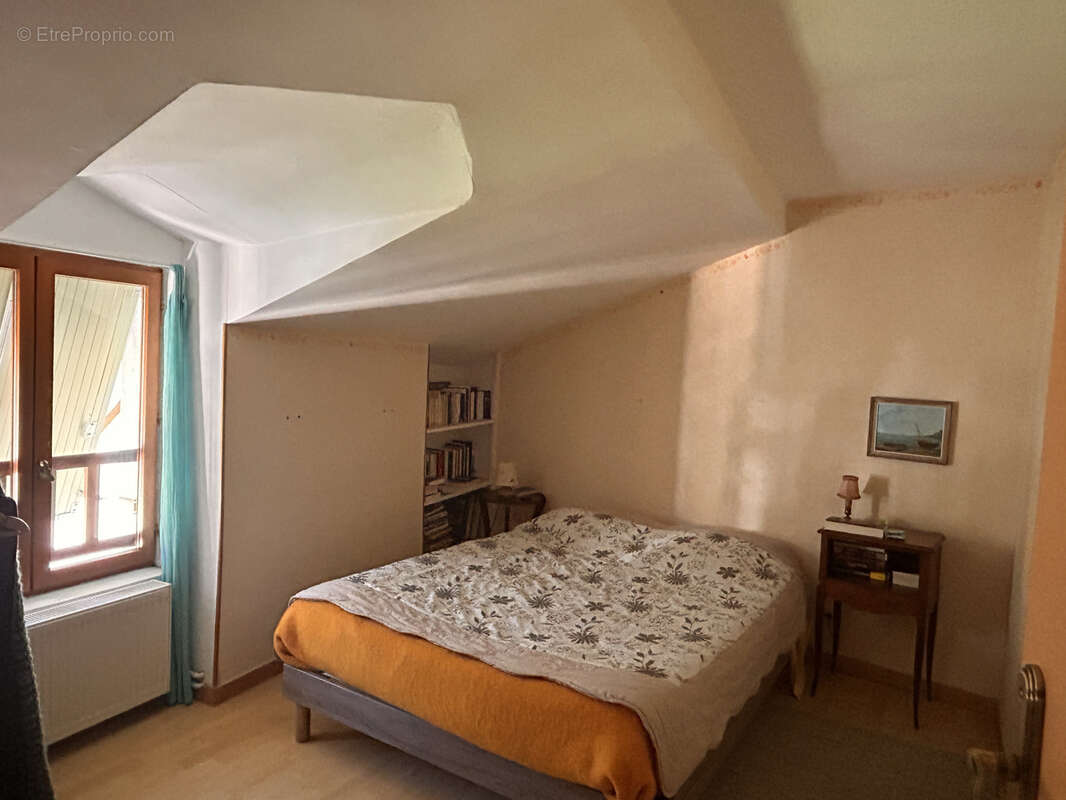 Maison à SAINT-MARCEL