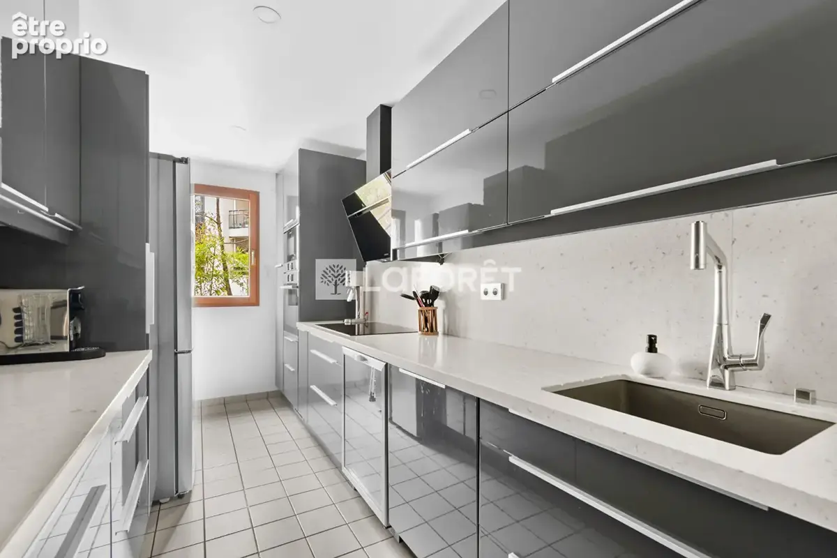 Appartement Suresnes 4 pièce(s) 110 m2 - photo 7