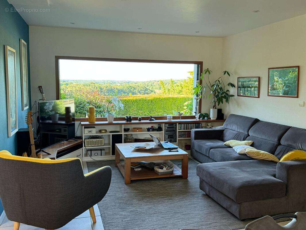 Maison à vendre à Landevant - Réf. 9142 - 5 pièces, 155 m² sur 2 hectares - photo 2