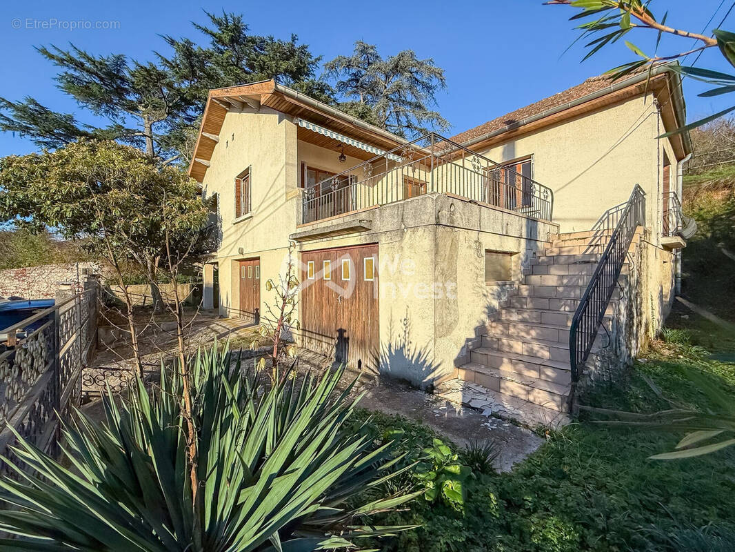 Maison à SAINT-CLAIR-DU-RHONE