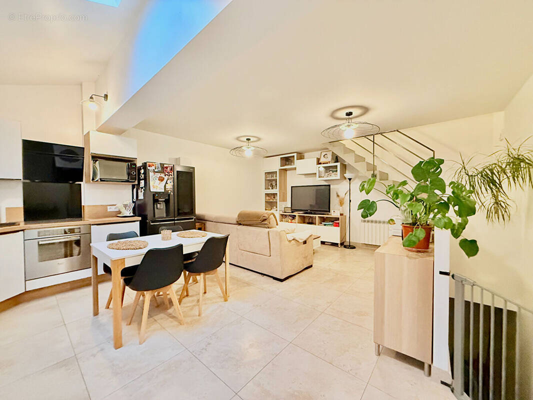 Maison à CHOISY-LE-ROI