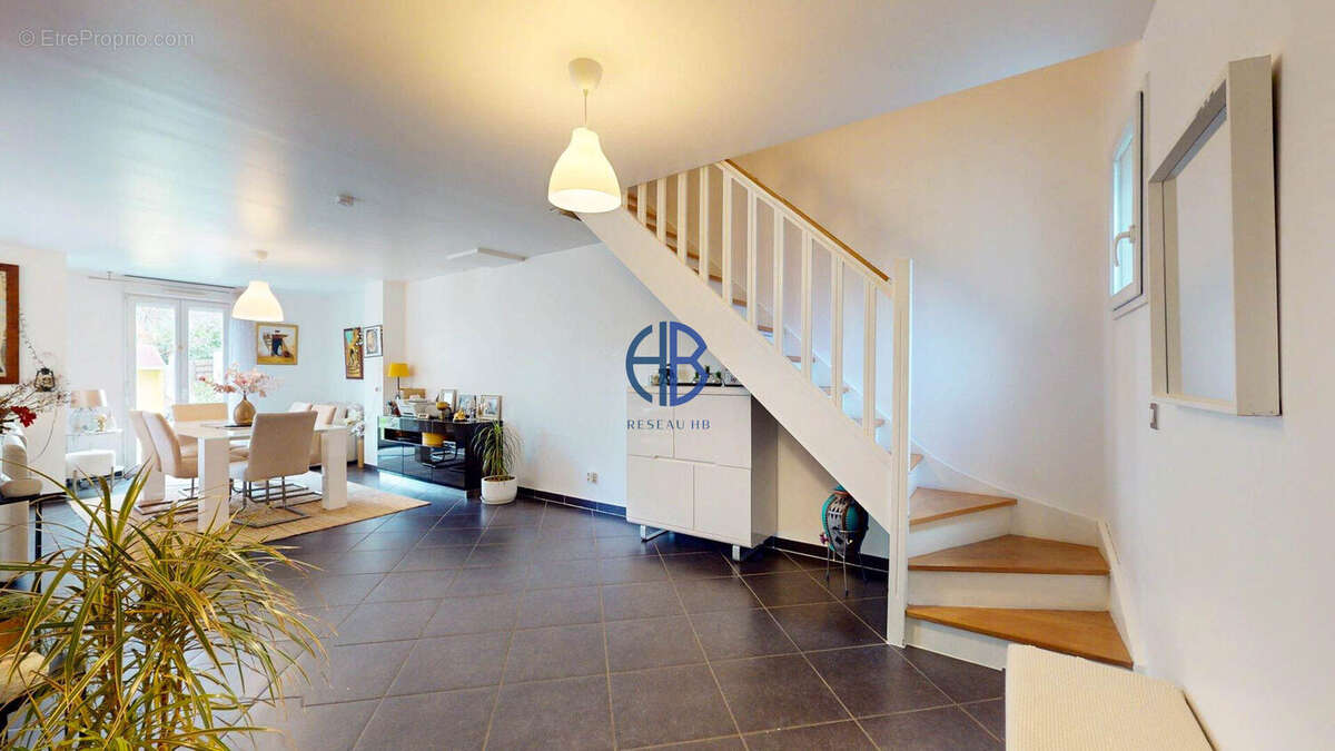 Maison à ROMAINVILLE