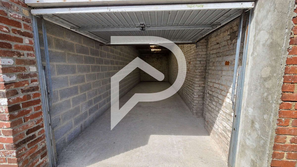 Parking à CAUDRY