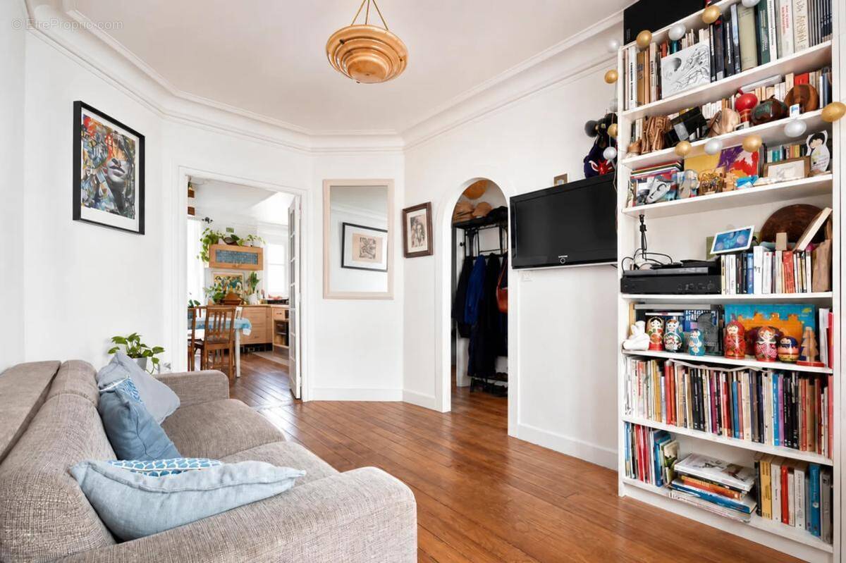 Appartement à PARIS-18E