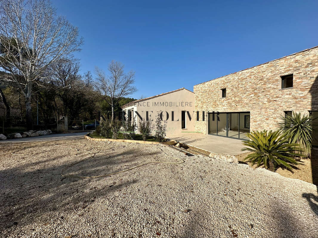 Maison à AIX-EN-PROVENCE