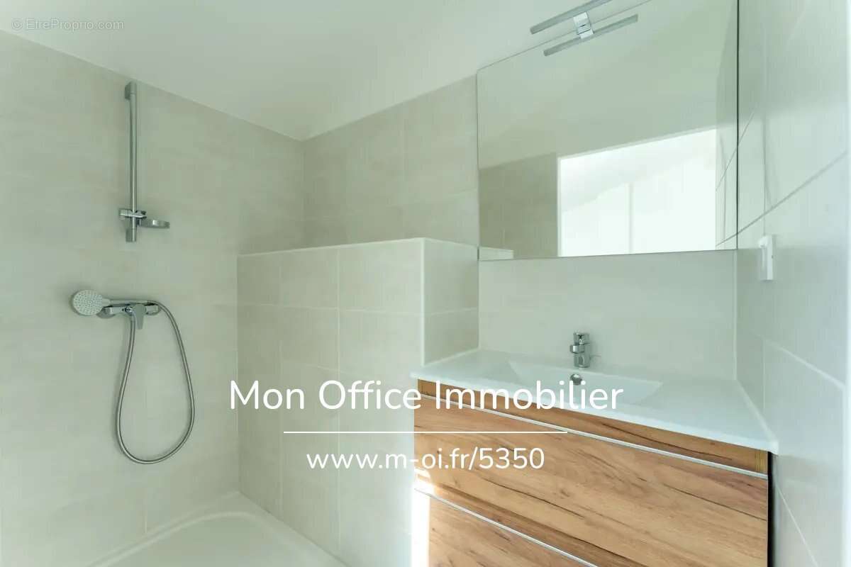 Référence : 6848-MAC - Appartement Duplex en dernier étage - 3 chambres - Terrasse 50m2 - Vue Sainte Victoire - photo 6