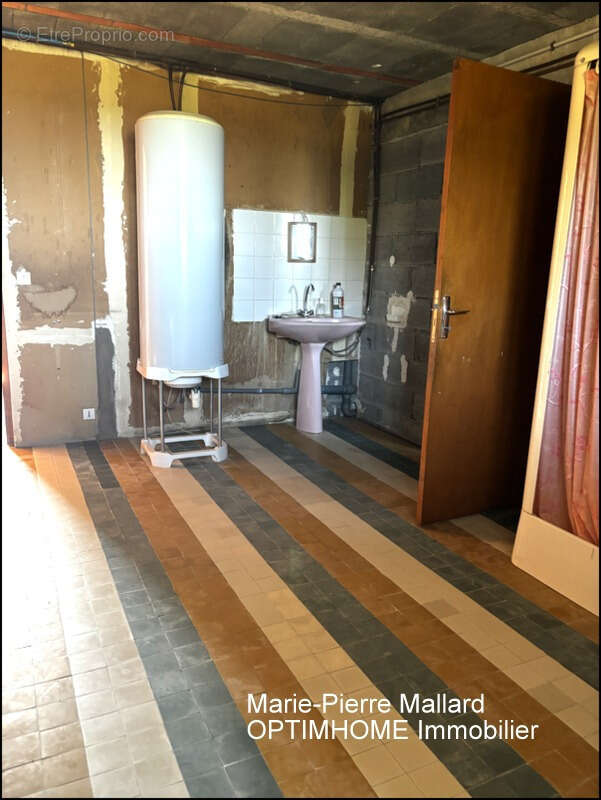 Maison familiale de 6 pièces THAURON (23) - photo 46
