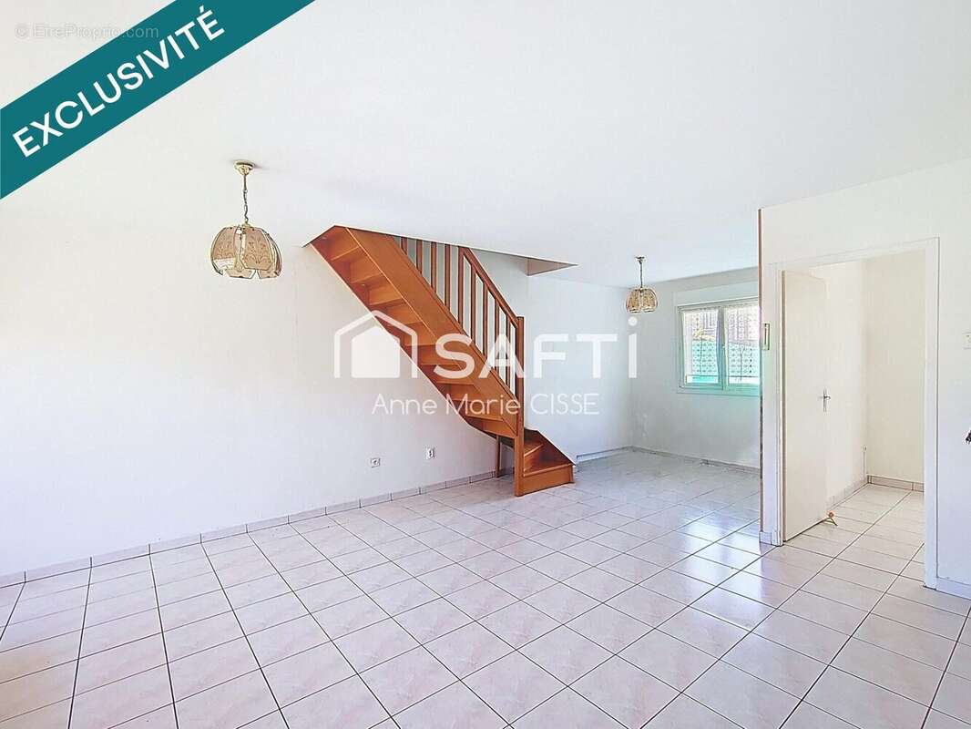 Photo 3 - Maison à AUGNY