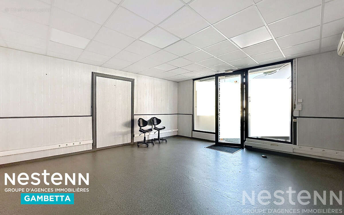 Local commercial  à vendre Montauban 56 m2 - photo 2