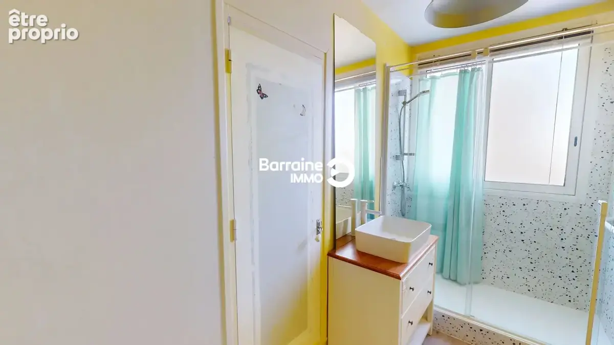 Lorient centre - appartement t3 avec grand balcon et ascenseur - photo 12