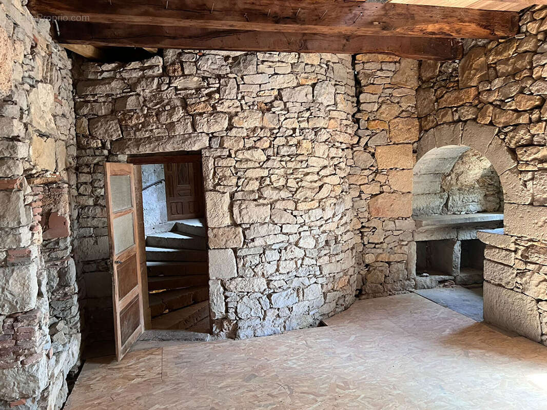 Maison à LARROQUE-TOIRAC