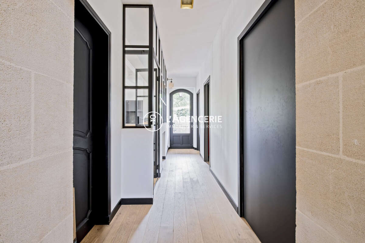 Maison à CARBON-BLANC