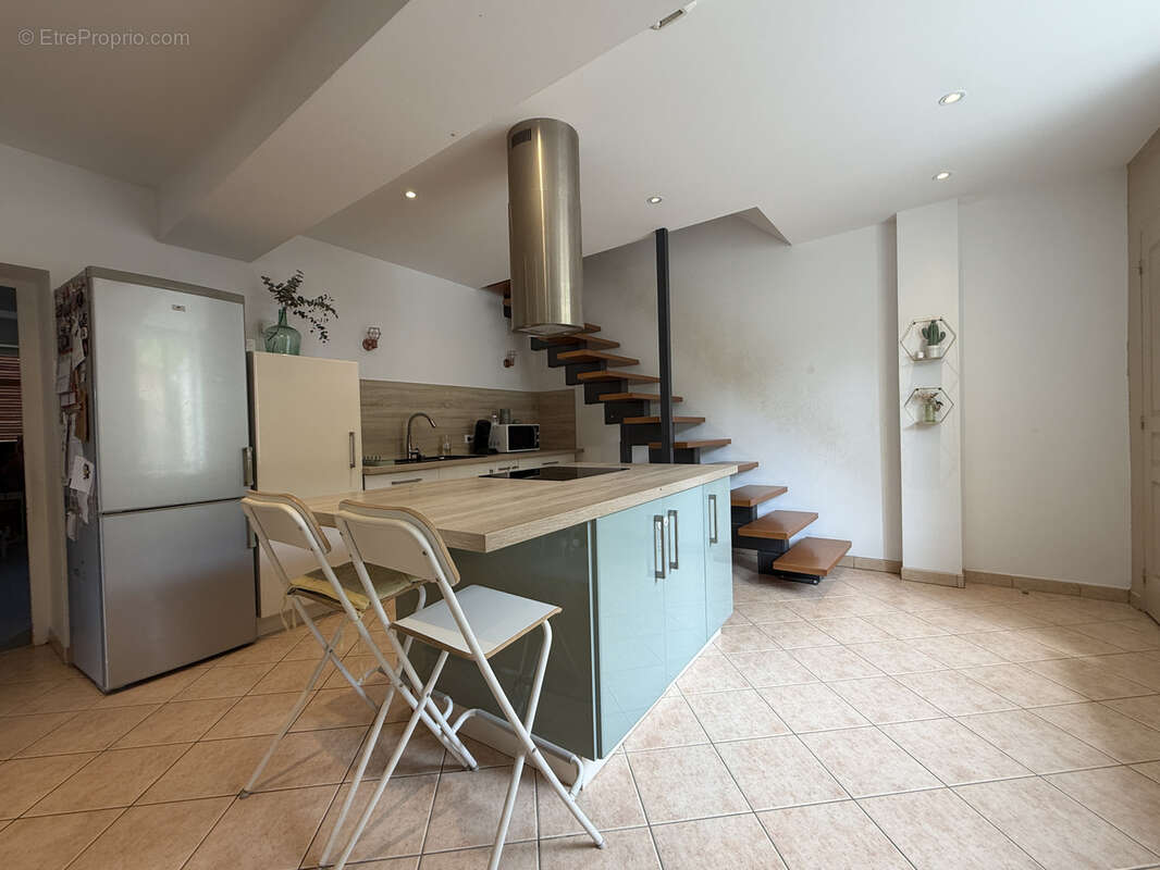 Maison familiale rénovée avec piscine   Saint-Jean-le-Vieux - photo 6