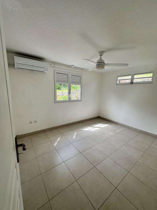 Appartement à LE ROBERT