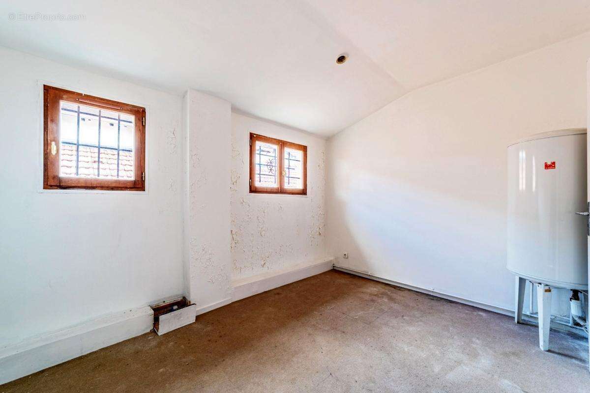 Appartement à VILLENEUVE-SAINT-GEORGES