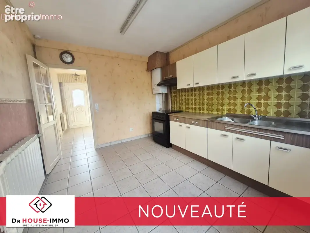 Maison 4 pièces 622 m² à vendre à Isbergues (62330) - photo 4