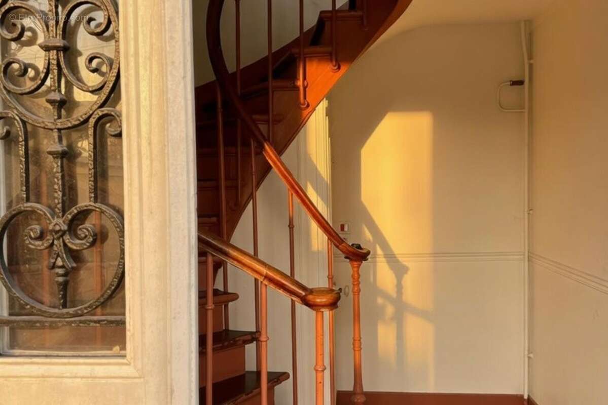 Appartement à SAINT-MAUR-DES-FOSSES