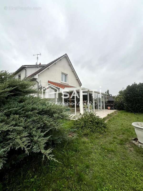 Photo 3 - Maison à DANGE-SAINT-ROMAIN