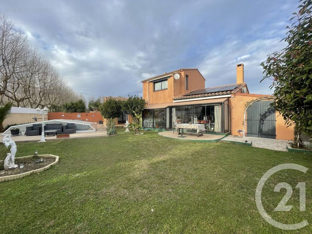 Maison à SAINT-CYPRIEN