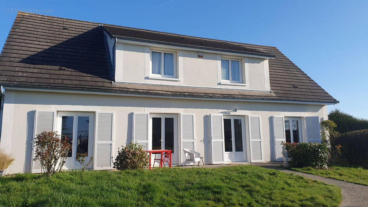 Maison à ANGERVILLE-LA-CAMPAGNE