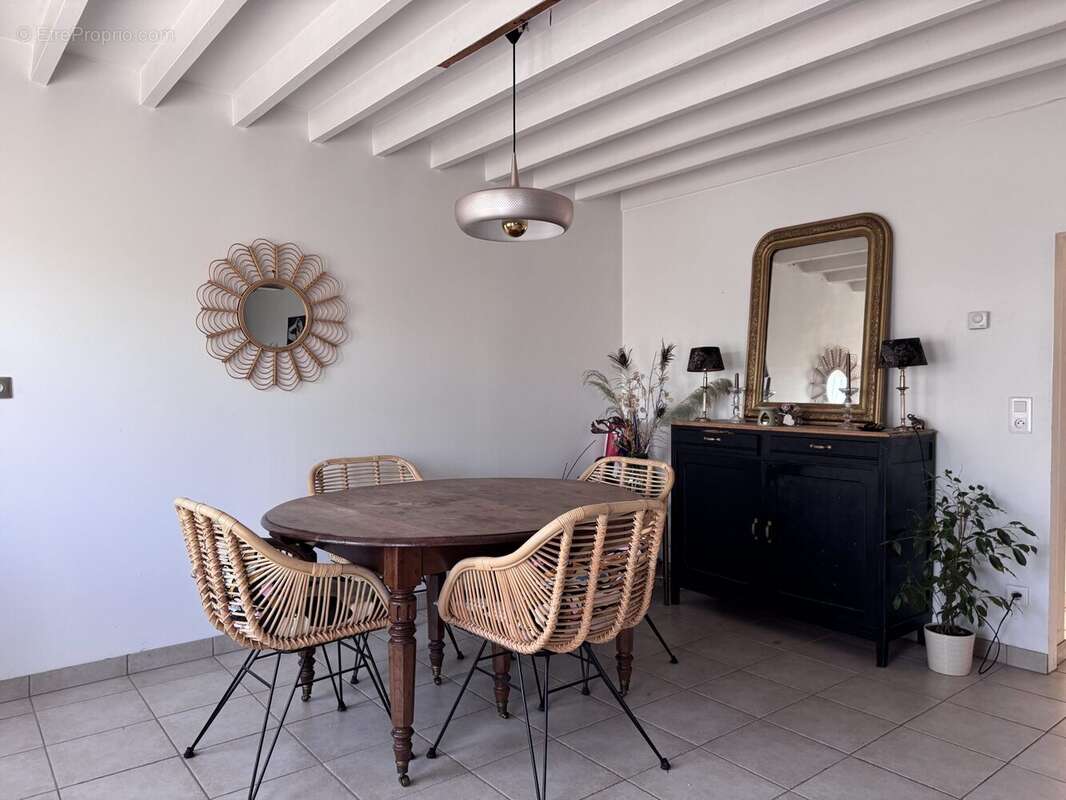 A acheter sur la commune d'Iville - Maison de plain-pied entièrement rénovée - Maison à IVILLE