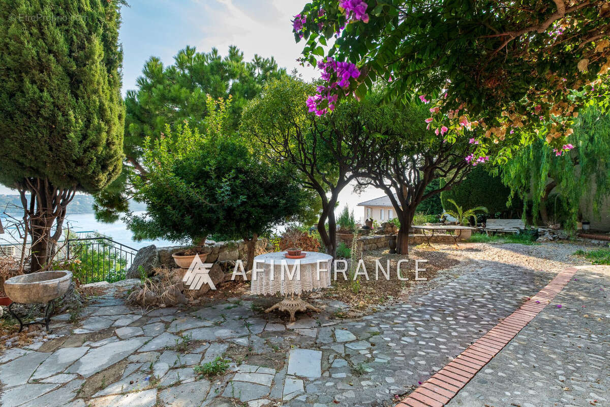 Maison à ROQUEBRUNE-CAP-MARTIN