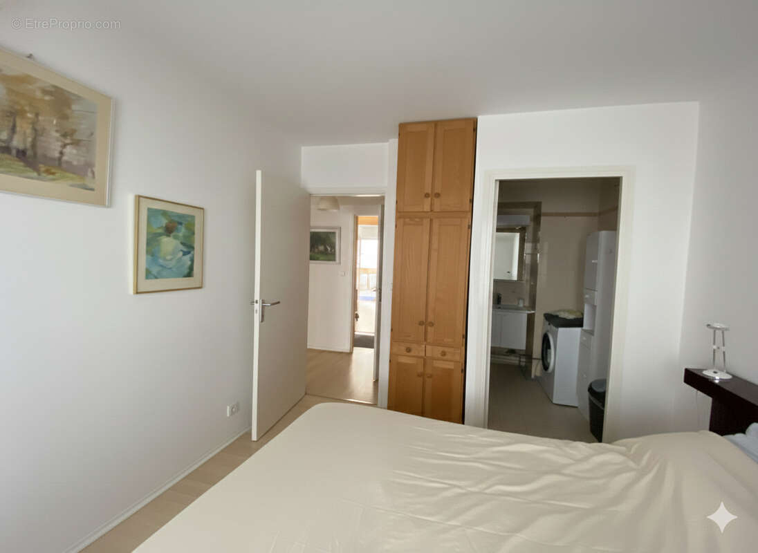 Appartement à PARIS-3E