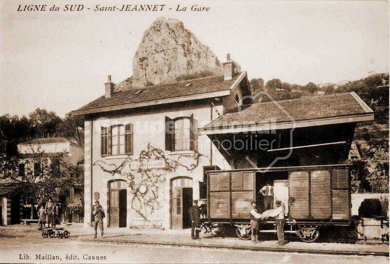 Maison à SAINT-JEANNET