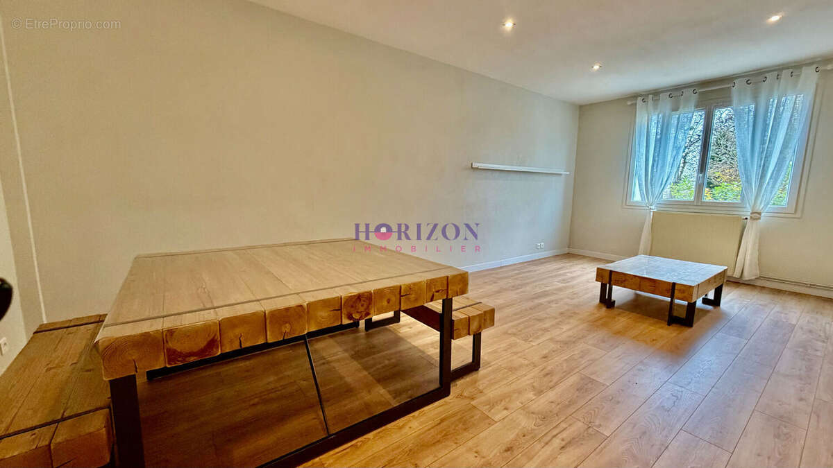 Maison à BELLOY-EN-FRANCE