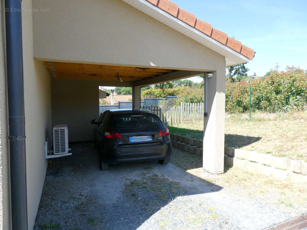 Belle villa majoritairement de plain pied avec piscine - photo 16