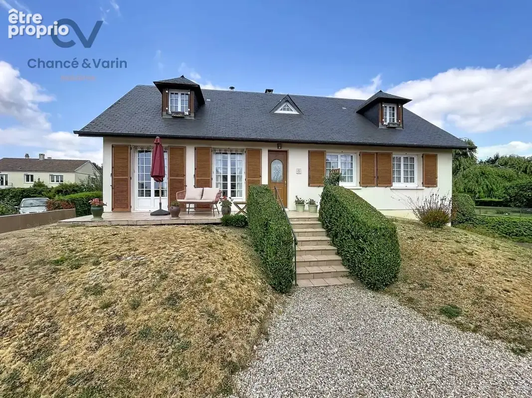Maison 7 pièces 128 m² à vendre à Ouilly-Le-Vicomte (14100) - photo 2
