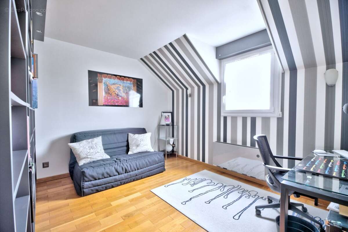 Maison à PLAISIR