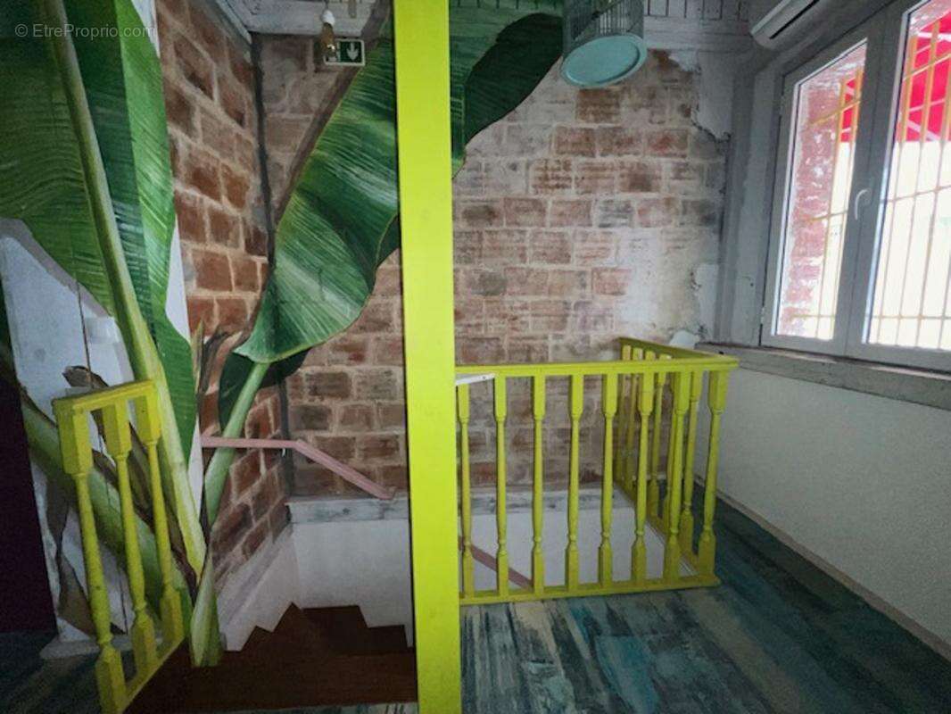 Commerce à FORT-DE-FRANCE