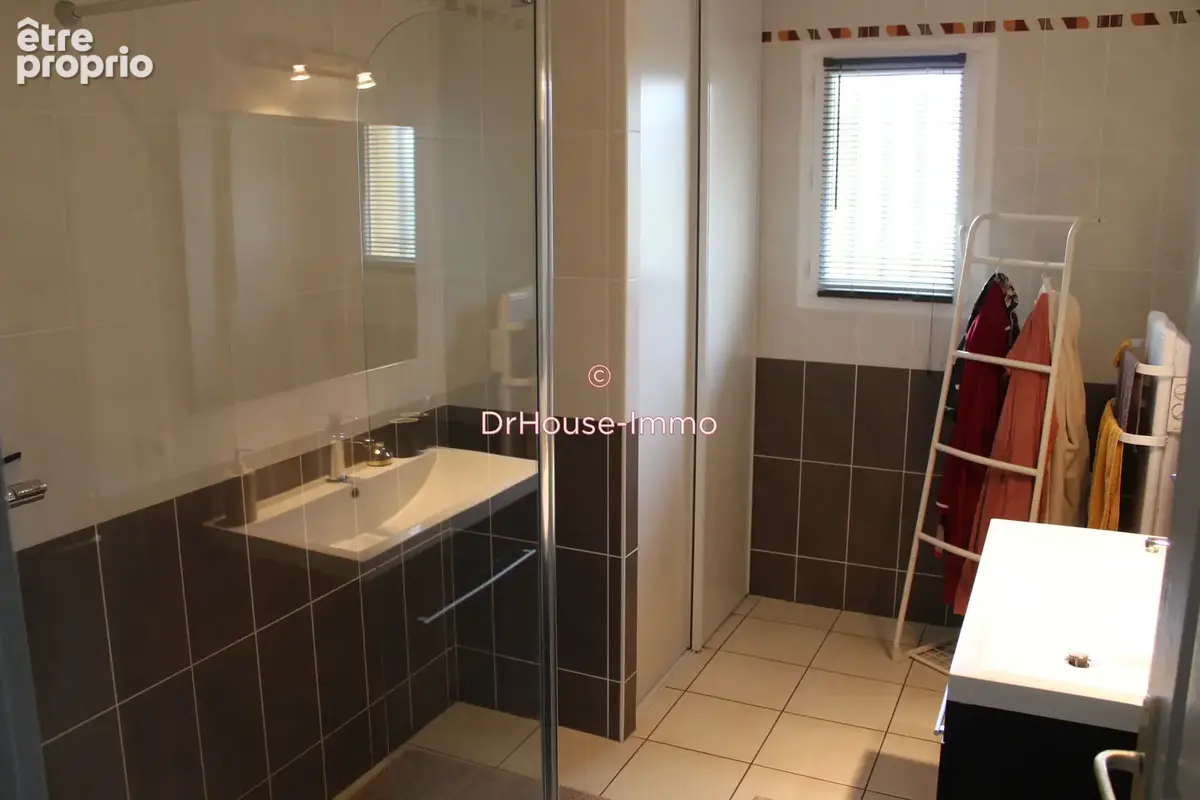 Maison 5 pièces 103 m² à vendre à Angouleme (16000) - photo 9