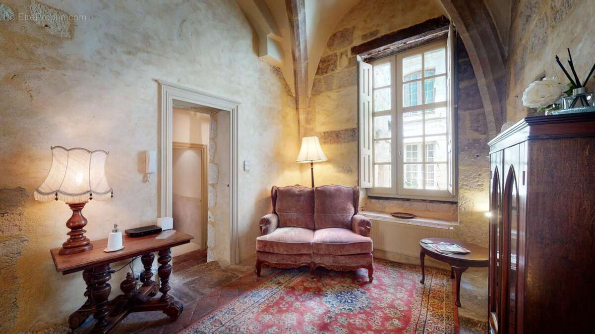 Appartement hyper centre  95 m2 dans hôtel particulier - photo 4